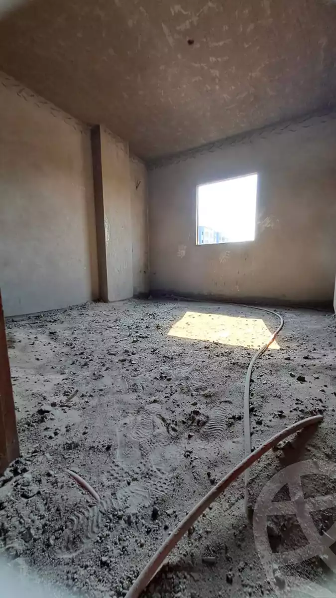 https://aqarmap.com.eg/ar/listing/6318898-for-sale-cairo-helwan-helwan-el-sharkeya-mostafa-safwat-st