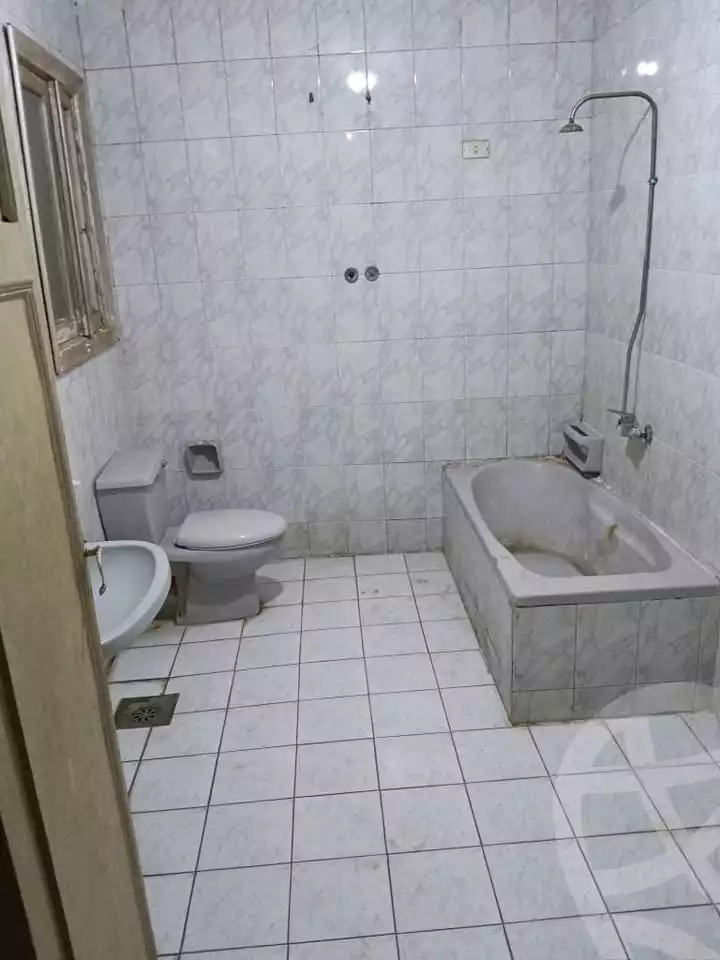 https://aqarmap.com.eg/ar/listing/6319311-for-sale-alexandria-miami-iskandar-ibrahim-st