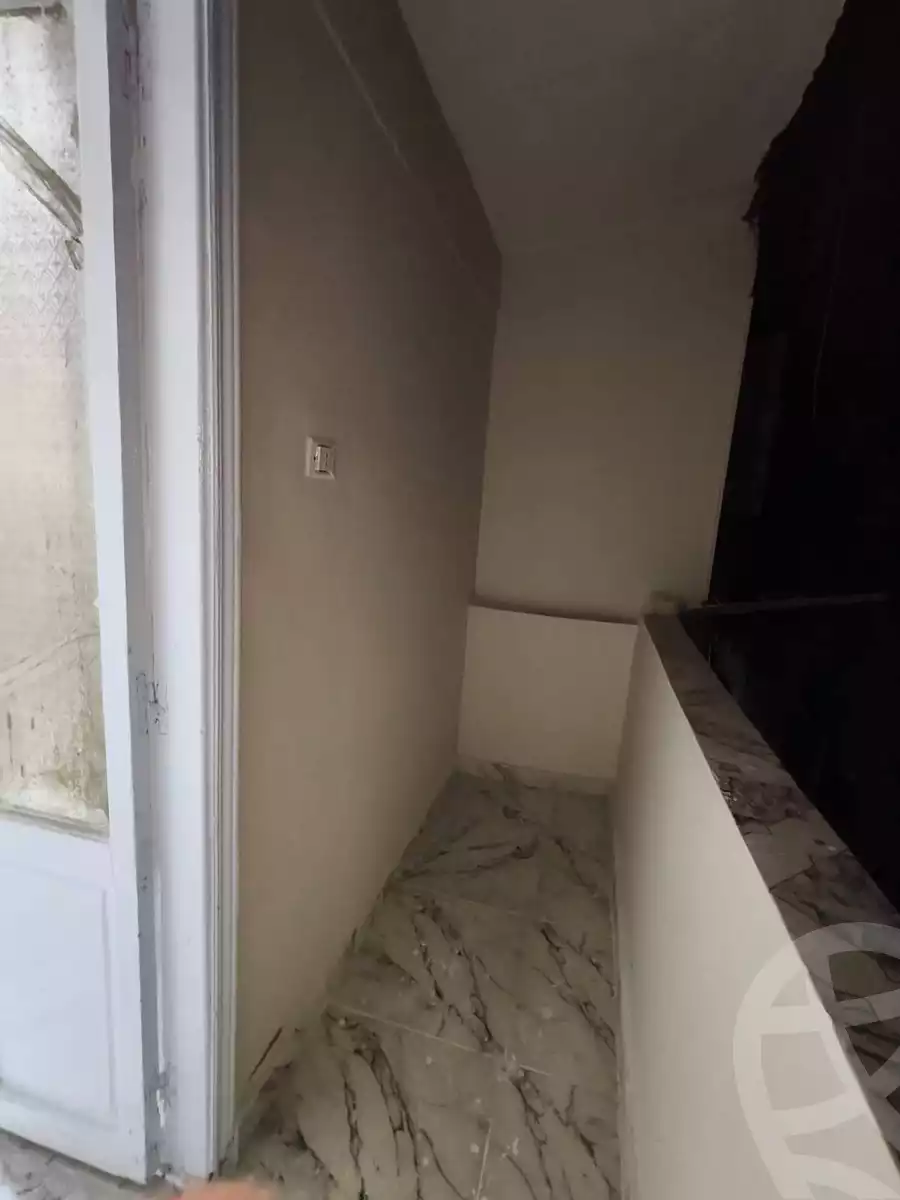 https://aqarmap.com.eg/en/listing/6319590-for-sale-qalyubia-shubra-el-khaima-om-bayoumi