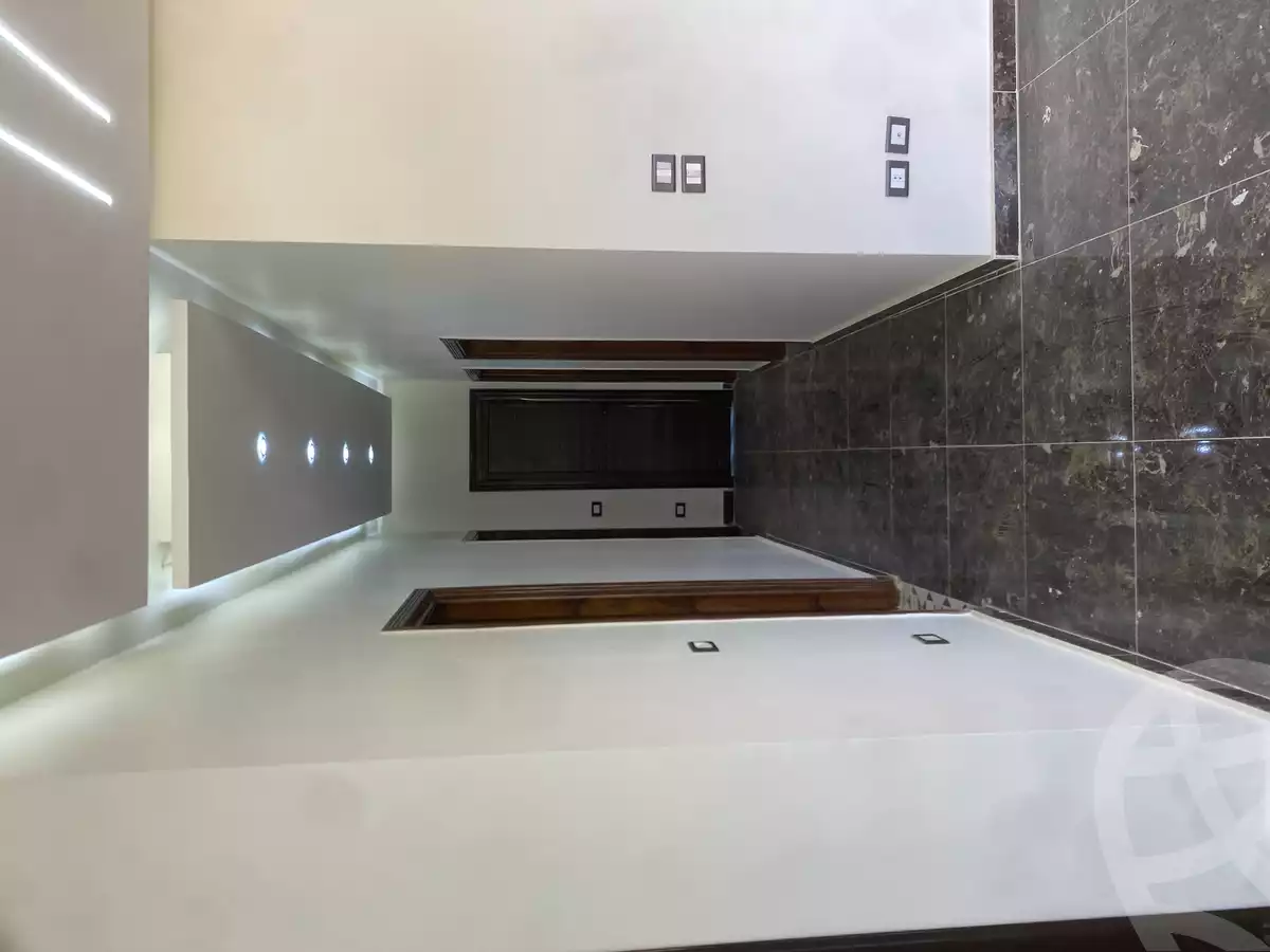 https://aqarmap.com.eg/ar/listing/6319793-for-sale-cairo-6th-of-october-el-tawsaat-el-shamalya-hy-2000-qt