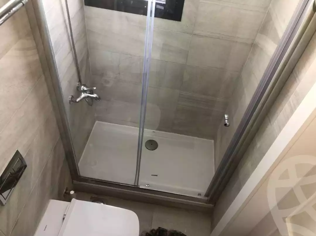 https://aqarmap.com.eg/en/listing/6320004-for-rent-cairo-el-sheikh-zayed-city-compounds-kmbwnd-wyst-twn-swdyk