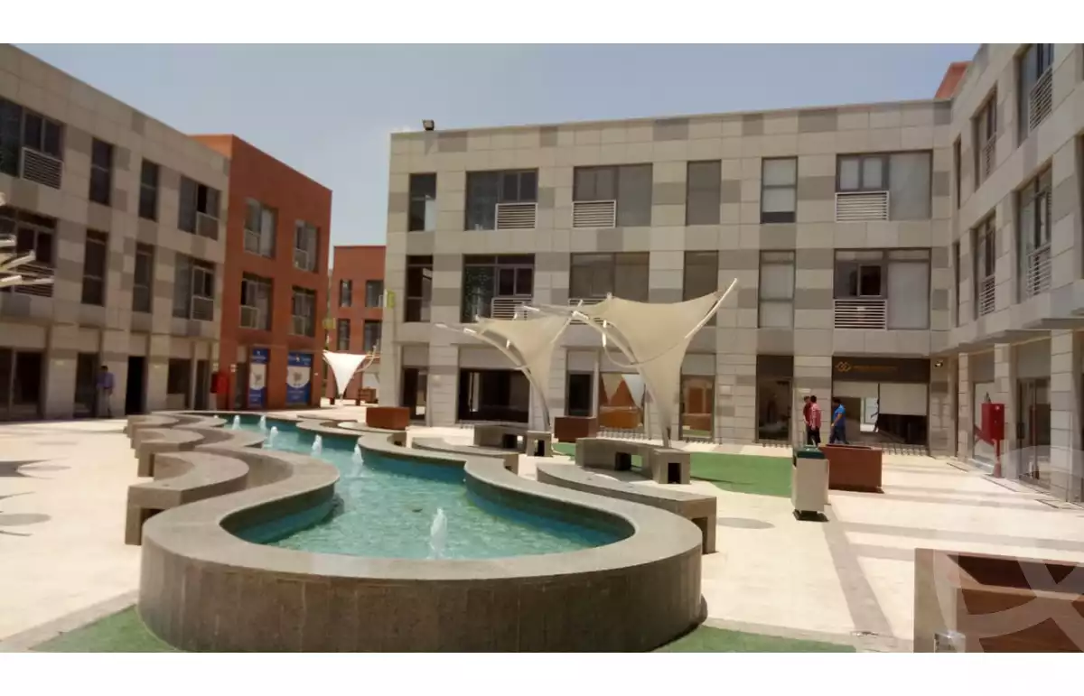 https://aqarmap.com.eg/en/listing/6321047-for-sale-cairo-el-sheikh-zayed-city-compounds-the-courtyard-mall-dorra