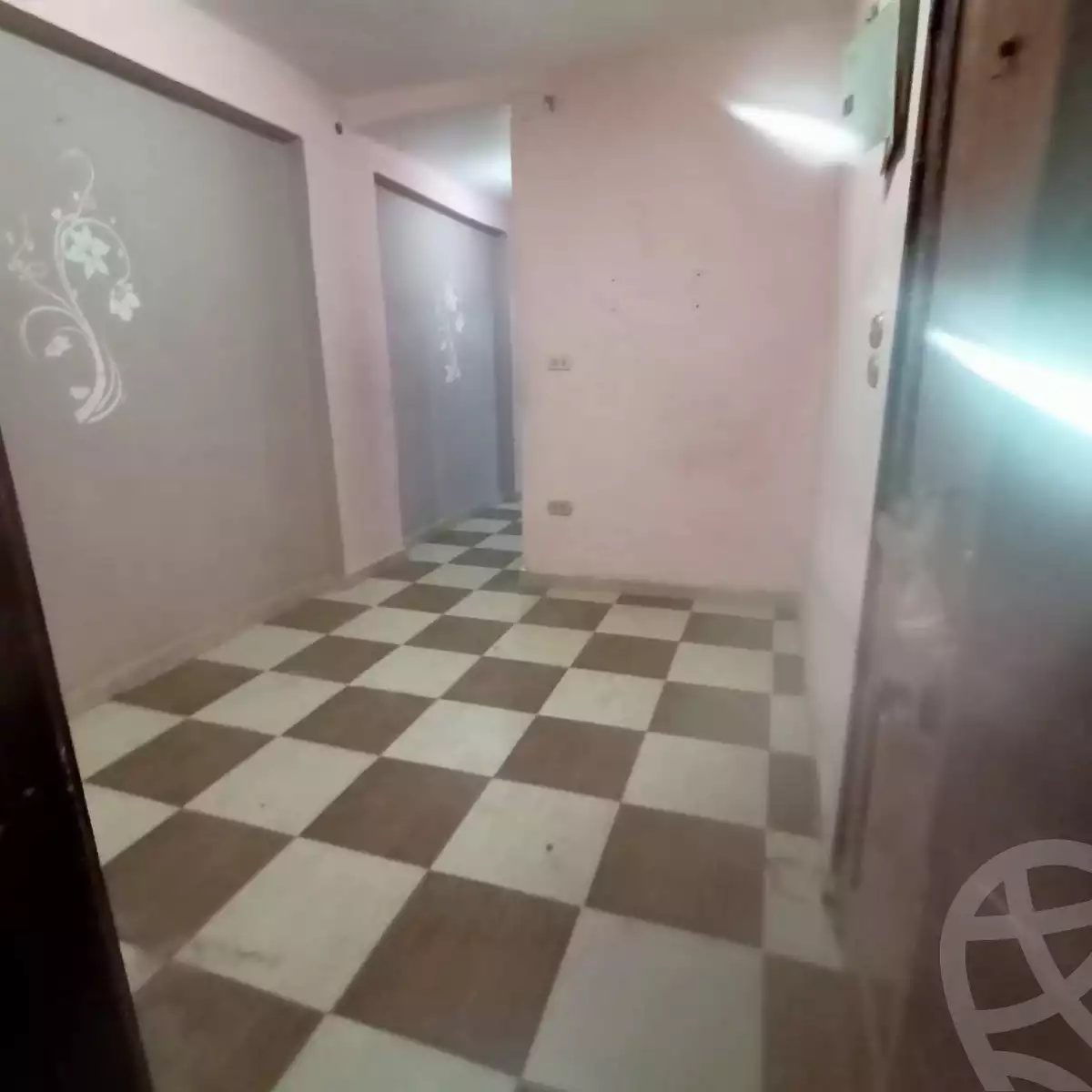 https://aqarmap.com.eg/en/listing/6321627-for-sale-qalyubia-shubra-el-khaima-om-bayoumi