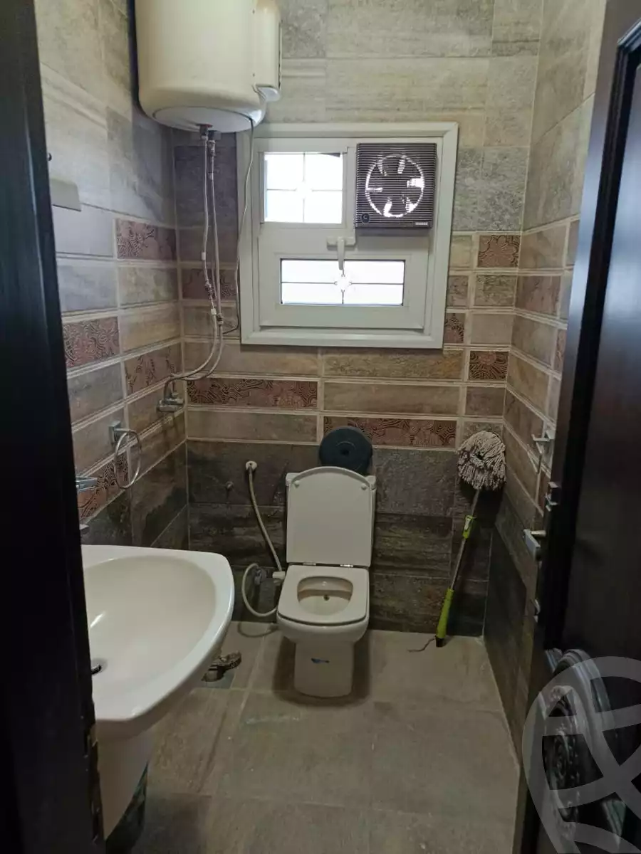 https://aqarmap.com.eg/ar/listing/6321522-for-sale-cairo-new-cairo-el-ahyaa-first-neighborhood-street-1