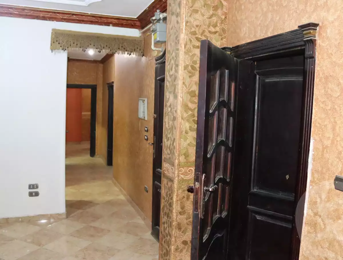 https://aqarmap.com.eg/ar/listing/6322300-for-sale-cairo-faisal-el-tawabeq-hamad-yassin-st