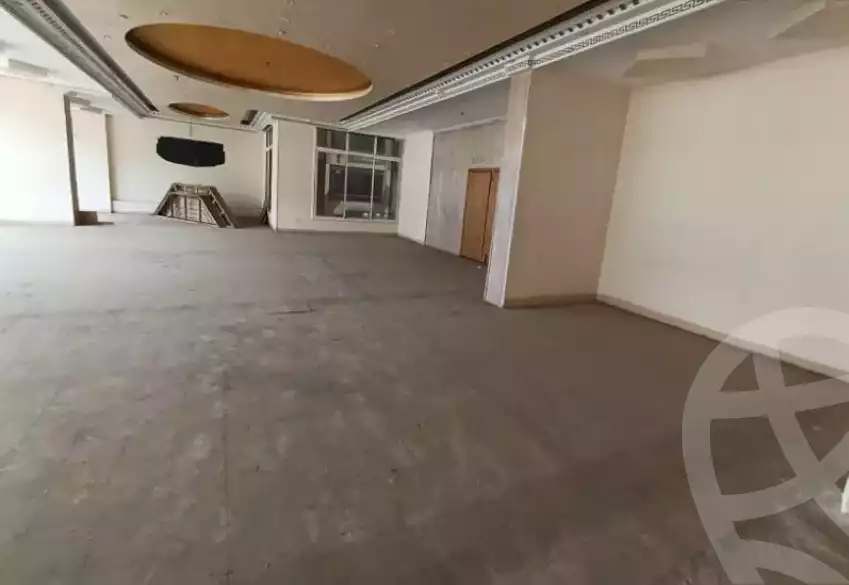 https://aqarmap.com.eg/ar/listing/6325932-for-sale-cairo-shoubra-corniche-el-nile-st