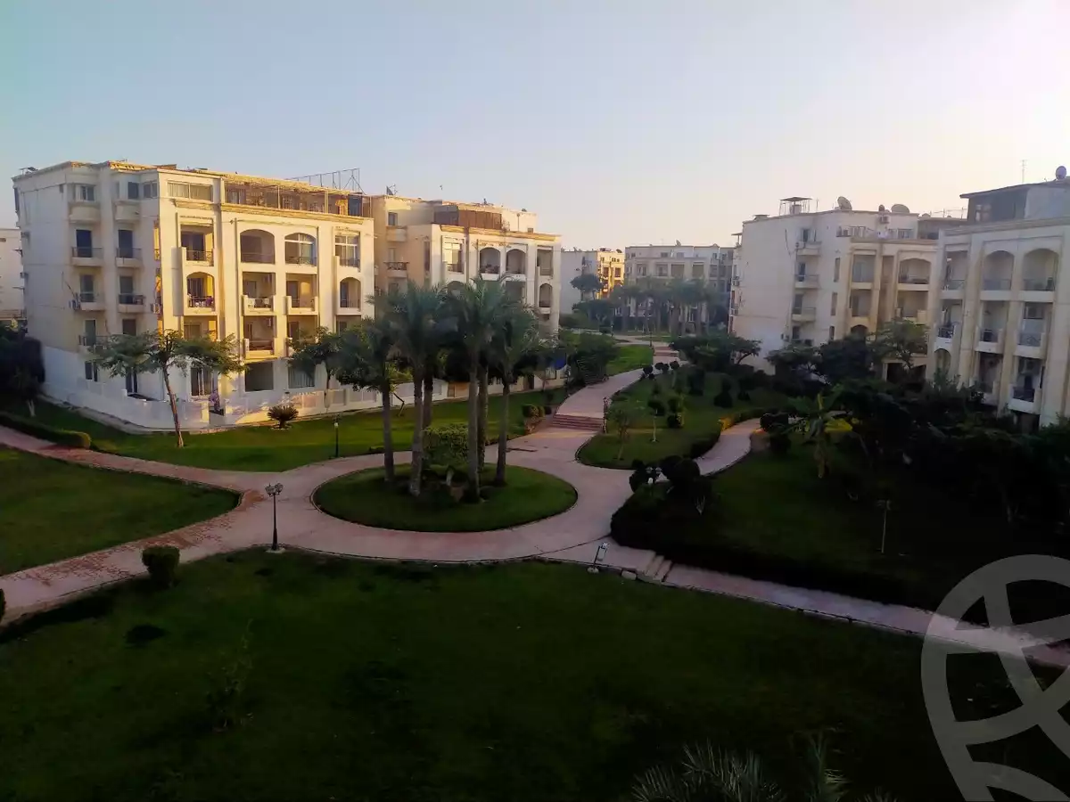 https://aqarmap.com.eg/ar/listing/6327512-for-sale-cairo-el-sheikh-zayed-city-compounds-hadayek-el-mohandiseen