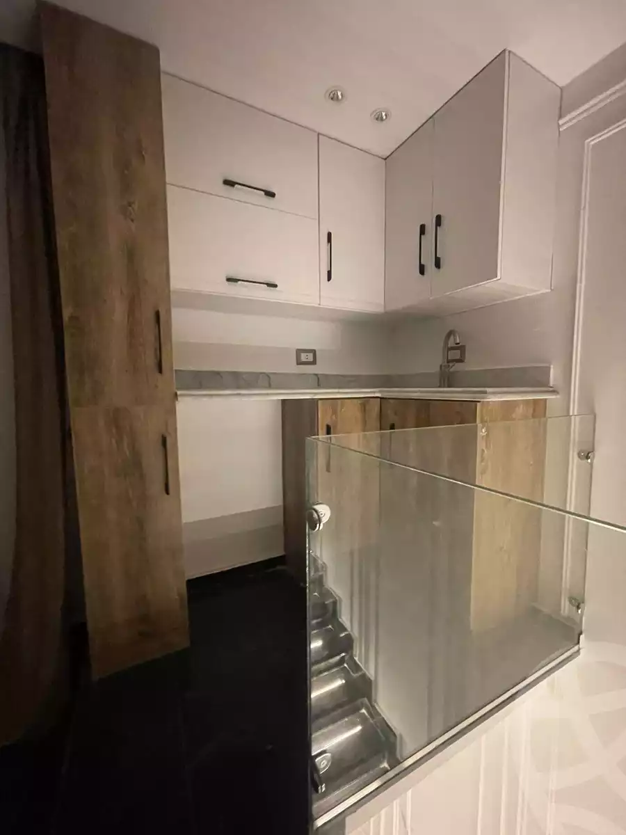https://aqarmap.com.eg/ar/listing/6327811-for-sale-cairo-new-cairo-compounds-mountain-view-hyde-park