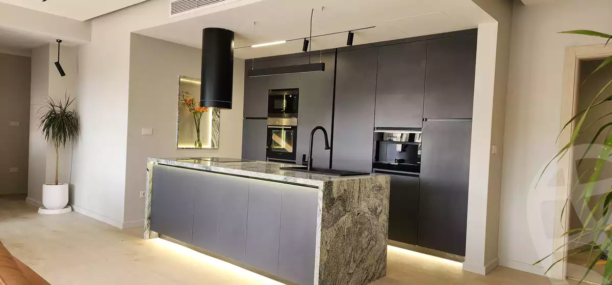 https://aqarmap.com.eg/en/listing/6328715-for-sale-cairo-new-cairo-compounds-villette-kmbwnd-sky-kwndwz-swdyk-villette