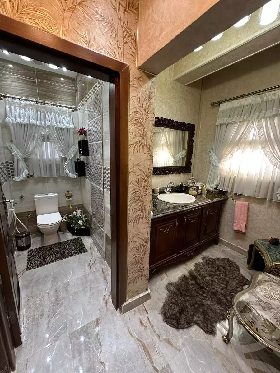 https://aqarmap.com.eg/en/listing/6329040-for-sale-cairo-new-cairo-compounds-les-rois