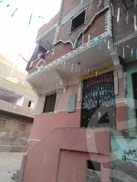 https://aqarmap.com.eg/ar/listing/6330216-for-sale-qalyubia-el-khanka-mzraat-el-gbl-el-asfr