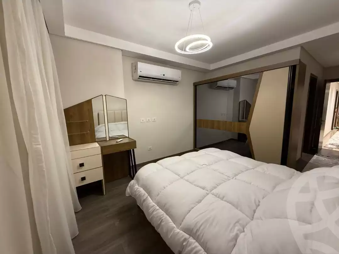 https://aqarmap.com.eg/en/listing/6330577-for-rent-cairo-el-sheikh-zayed-city-compounds-zyd-wr-llttwyr-park-towers-zed-el-sheikh-zayed-compound