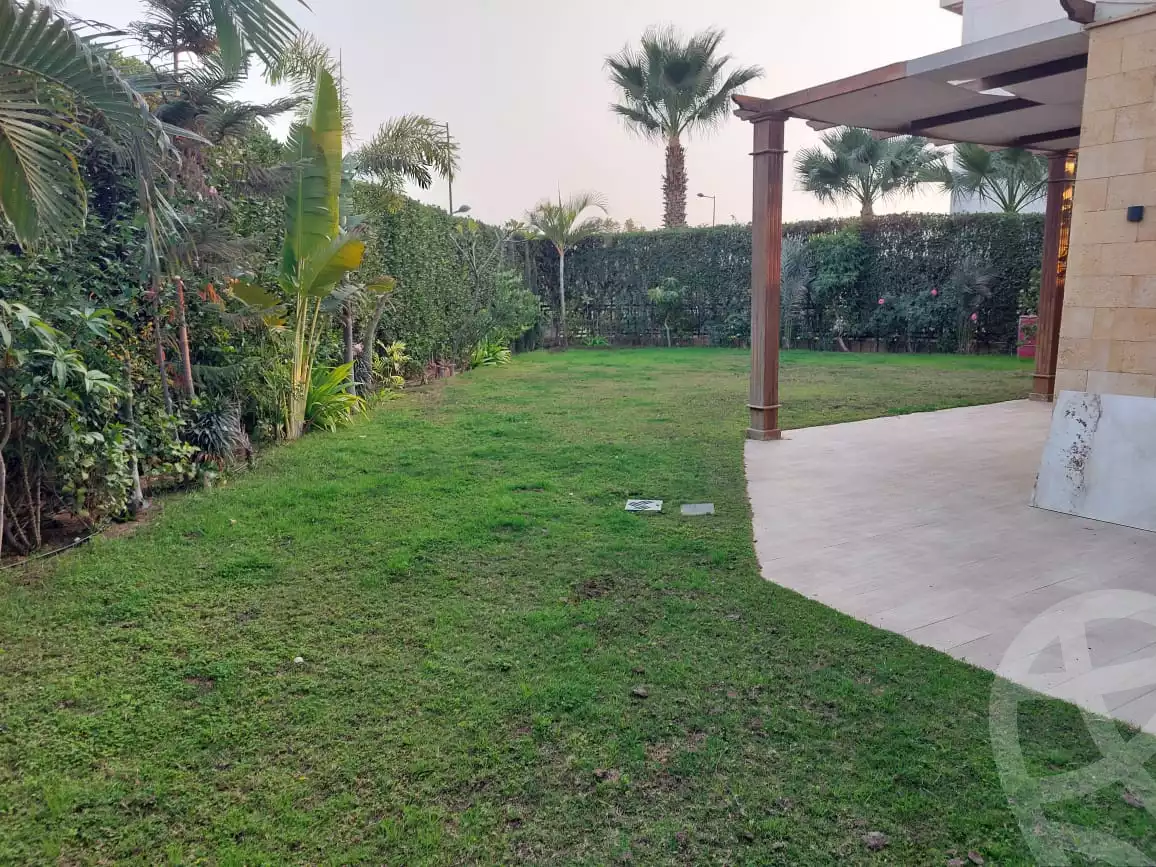 https://aqarmap.com.eg/ar/listing/6330622-for-rent-cairo-el-sheikh-zayed-city-compounds-kmbwnd-wyst-twn-swdyk