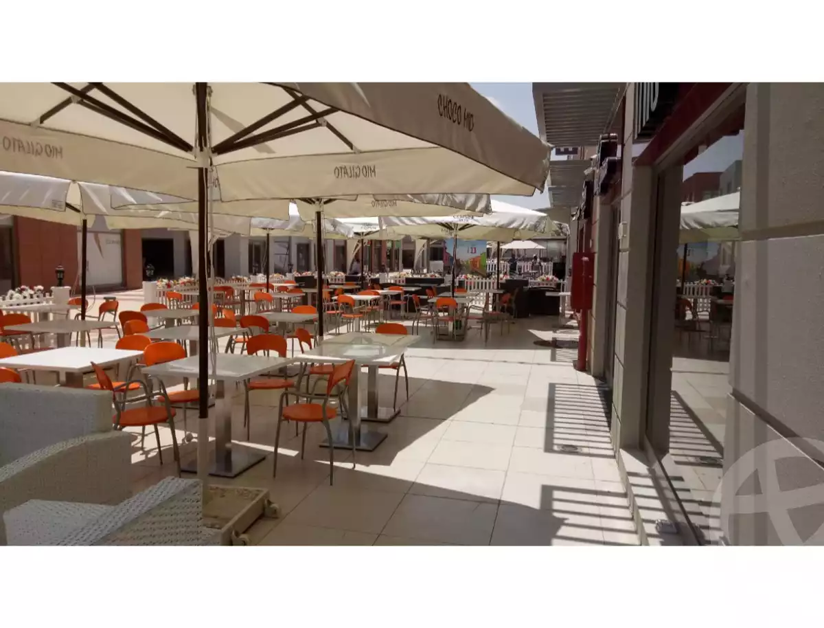 https://aqarmap.com.eg/en/listing/6330733-for-sale-cairo-el-sheikh-zayed-city-compounds-the-courtyard-mall-dorra