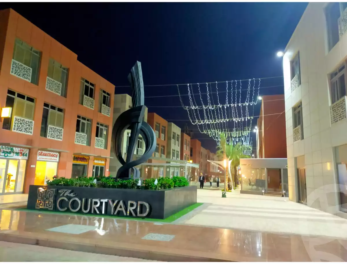 https://aqarmap.com.eg/ar/listing/6330780-for-sale-cairo-el-sheikh-zayed-city-compounds-the-courtyard-mall-dorra