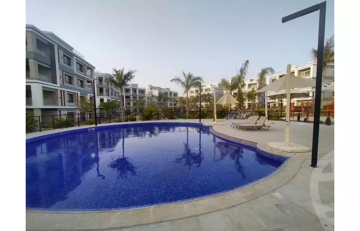 https://aqarmap.com.eg/ar/listing/6331882-for-sale-cairo-el-sheikh-zayed-city-compounds-kmbwnd-wn-16-swdyk