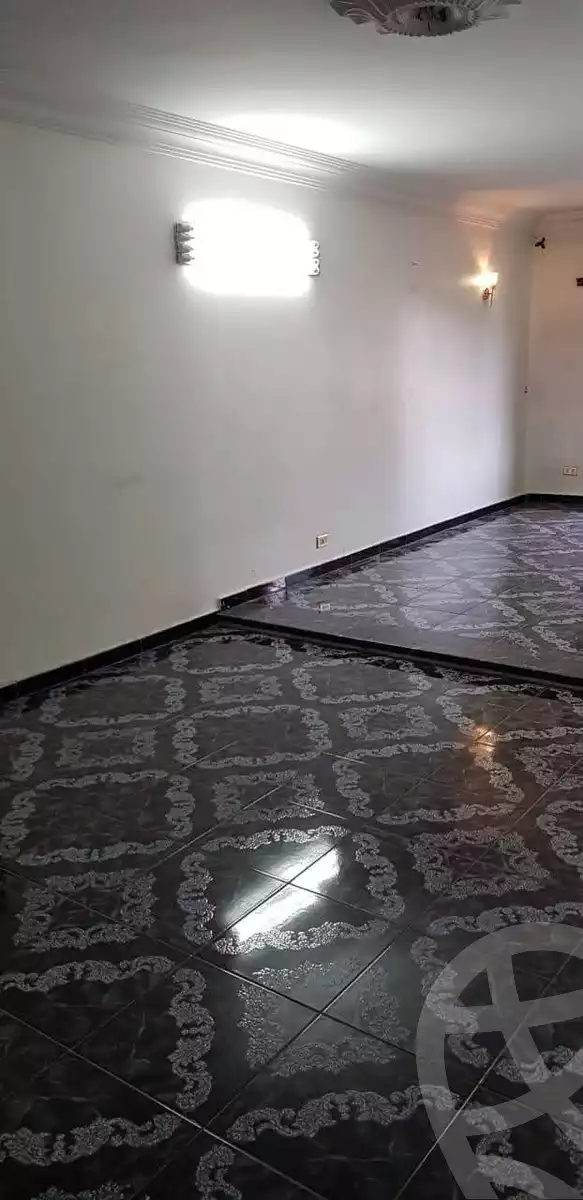 https://aqarmap.com.eg/ar/listing/6332199-for-sale-cairo-helwan-helwan-el-sharkeya-saleh-sobhy-st