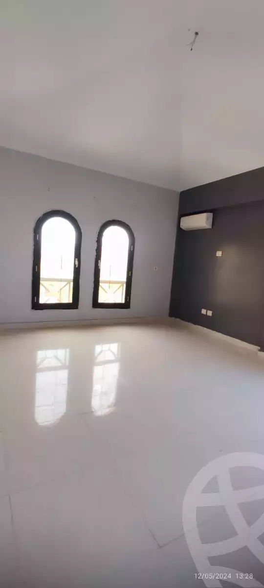 https://aqarmap.com.eg/ar/listing/6332280-for-sale-cairo-new-cairo-compounds-grand-residence-al-ahly-sabbour