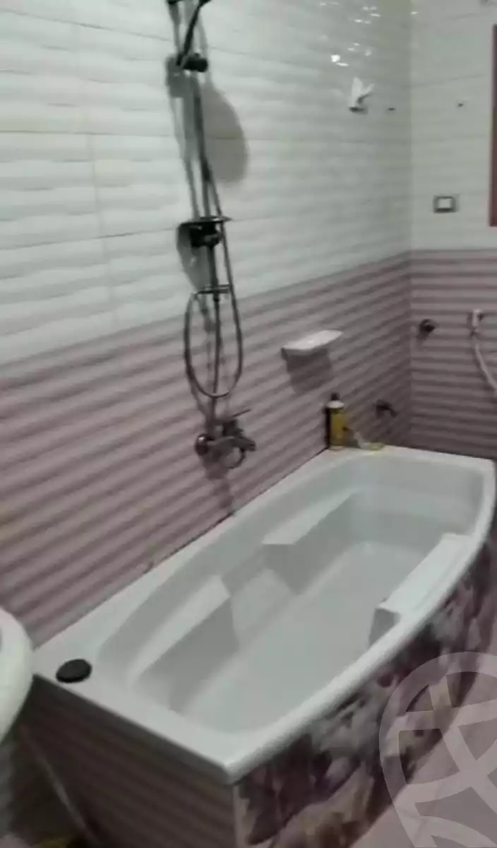https://aqarmap.com.eg/ar/listing/6332307-for-rent-sharqia-zagazig-zagazig-city-el-salam-st