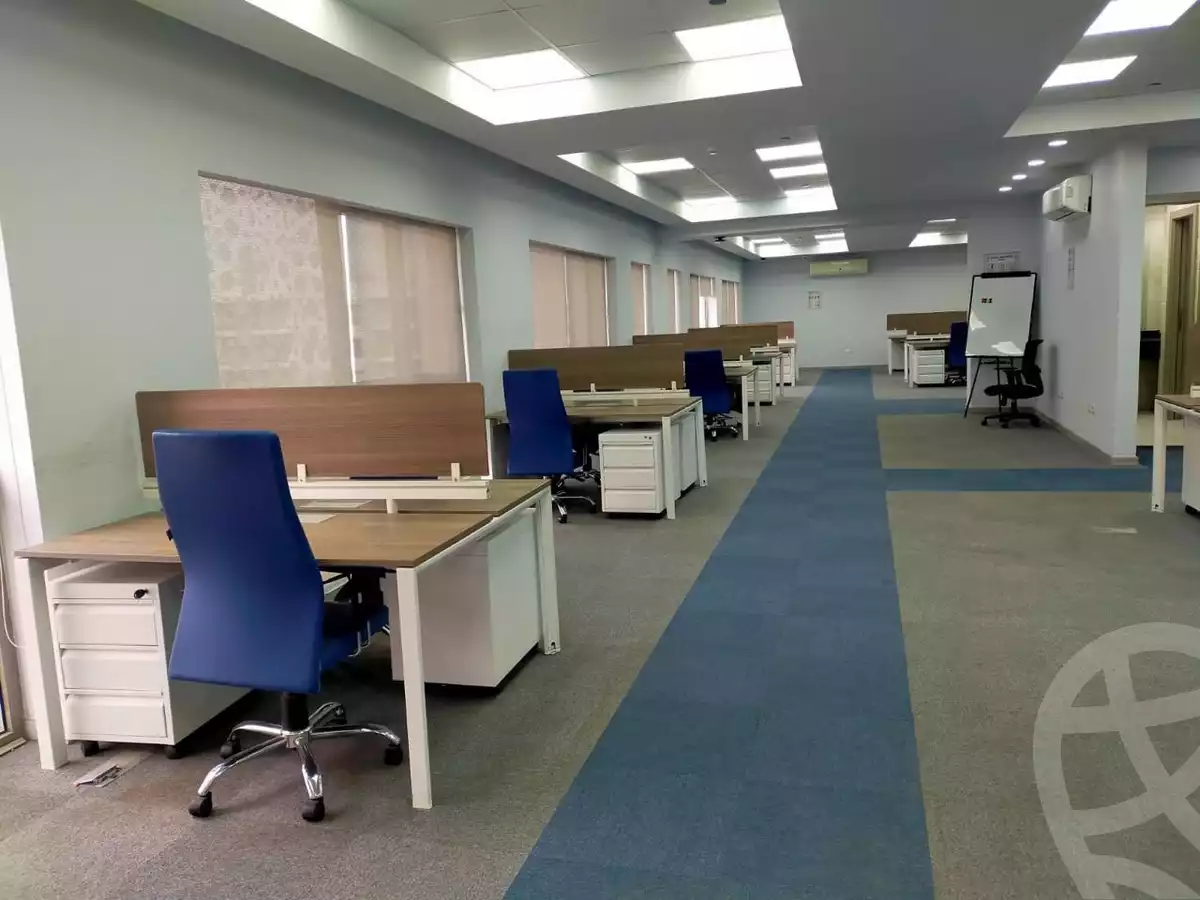 https://aqarmap.com.eg/en/listing/6334476-for-sale-cairo-el-sheikh-zayed-city-compounds-the-courtyard-mall-dorra