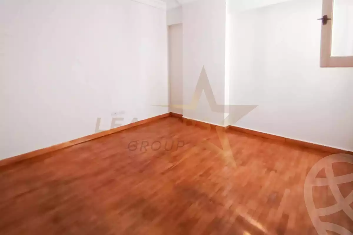 https://aqarmap.com.eg/ar/listing/6337789-for-sale-alexandria-ganaklis