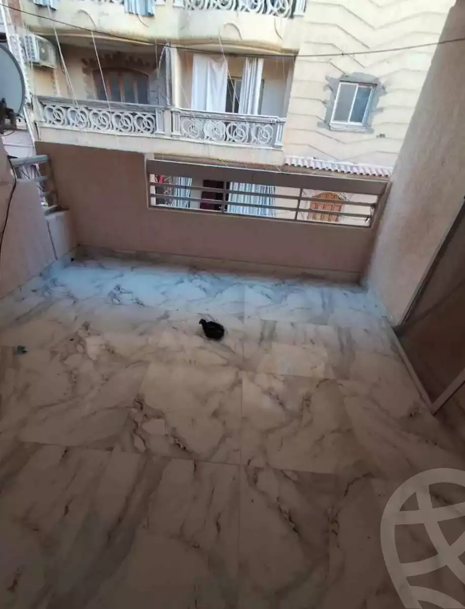 https://aqarmap.com.eg/ar/listing/6337818-for-sale-alexandria-l-jmy-lbytsh-bianchiii