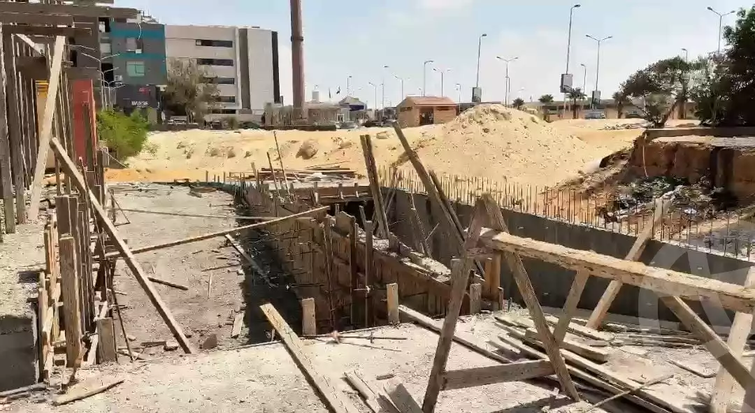 https://aqarmap.com.eg/en/listing/6339609-for-sale-cairo-el-sheikh-zayed-city-compounds-zayed-49-mall-kayan