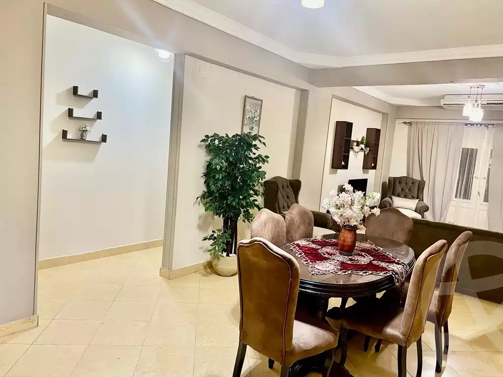 https://aqarmap.com.eg/en/listing/6340562-for-rent-cairo-new-cairo-first-settlement-mhwr-mstfy-kml