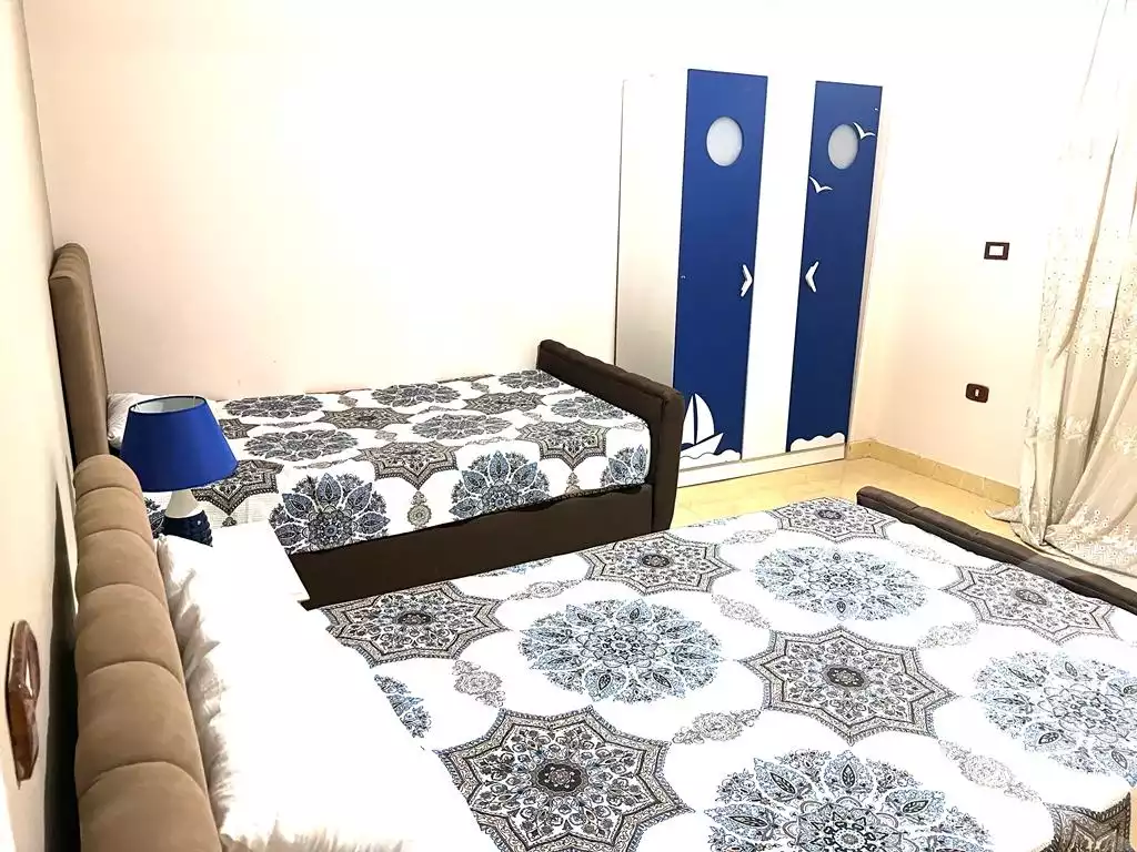 https://aqarmap.com.eg/en/listing/6340562-for-rent-cairo-new-cairo-first-settlement-mhwr-mstfy-kml