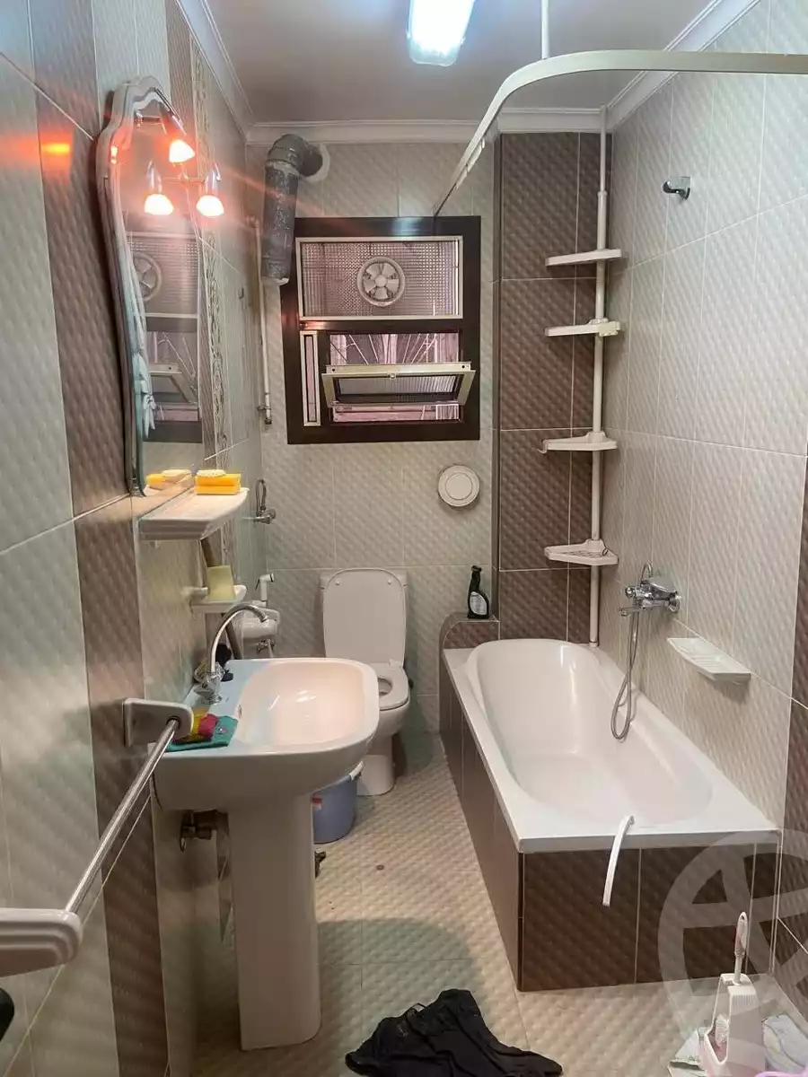 https://aqarmap.com.eg/en/listing/6341192-for-sale-cairo-ain-shams-ahmed-esmat-st