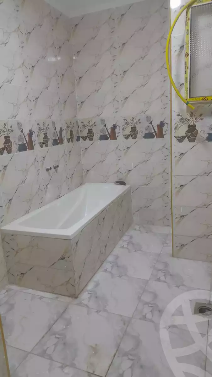 https://aqarmap.com.eg/ar/listing/6343888-for-sale-qalyubia-shubra-el-khaima-om-bayoumi