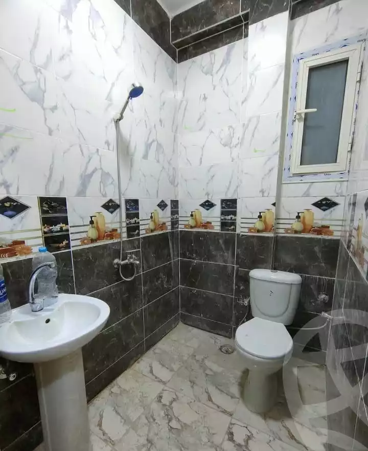 https://aqarmap.com.eg/en/listing/6344100-for-sale-qalyubia-shubra-el-khaima-om-bayoumi
