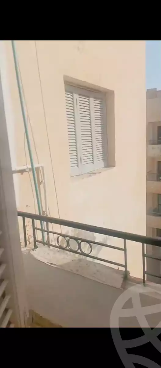 https://aqarmap.com.eg/ar/listing/6344306-for-rent-cairo-new-cairo-compounds-la-rose