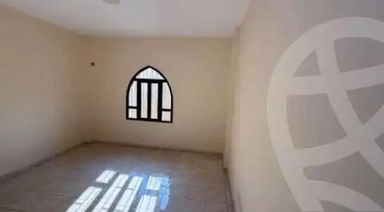 https://aqarmap.com.eg/ar/listing/6345121-for-sale-cairo-new-cairo-lrhb-city-phase-5-talaat-mostafa-st