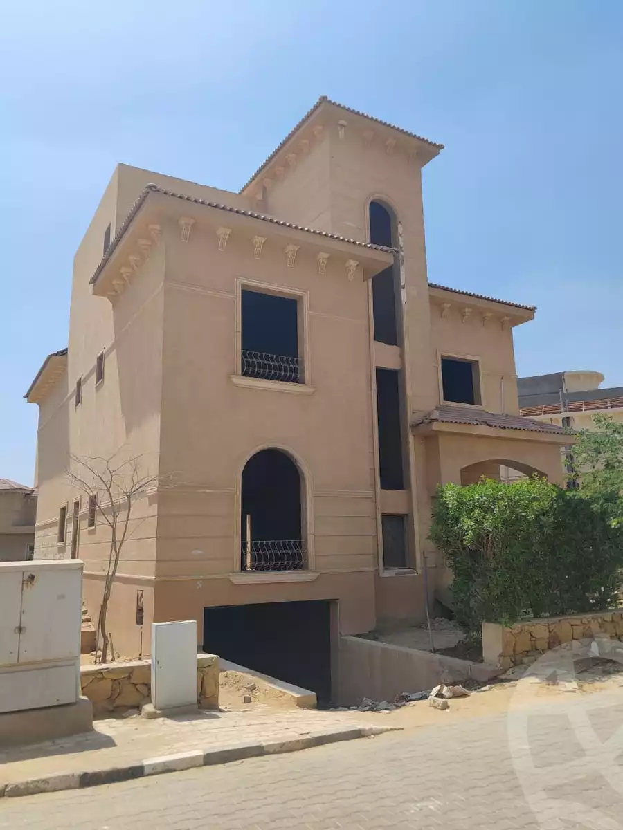 https://aqarmap.com.eg/ar/listing/6345274-for-sale-cairo-new-cairo-compounds-rihana-villas