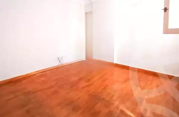 https://aqarmap.com.eg/ar/listing/6347326-for-sale-alexandria-ganaklis