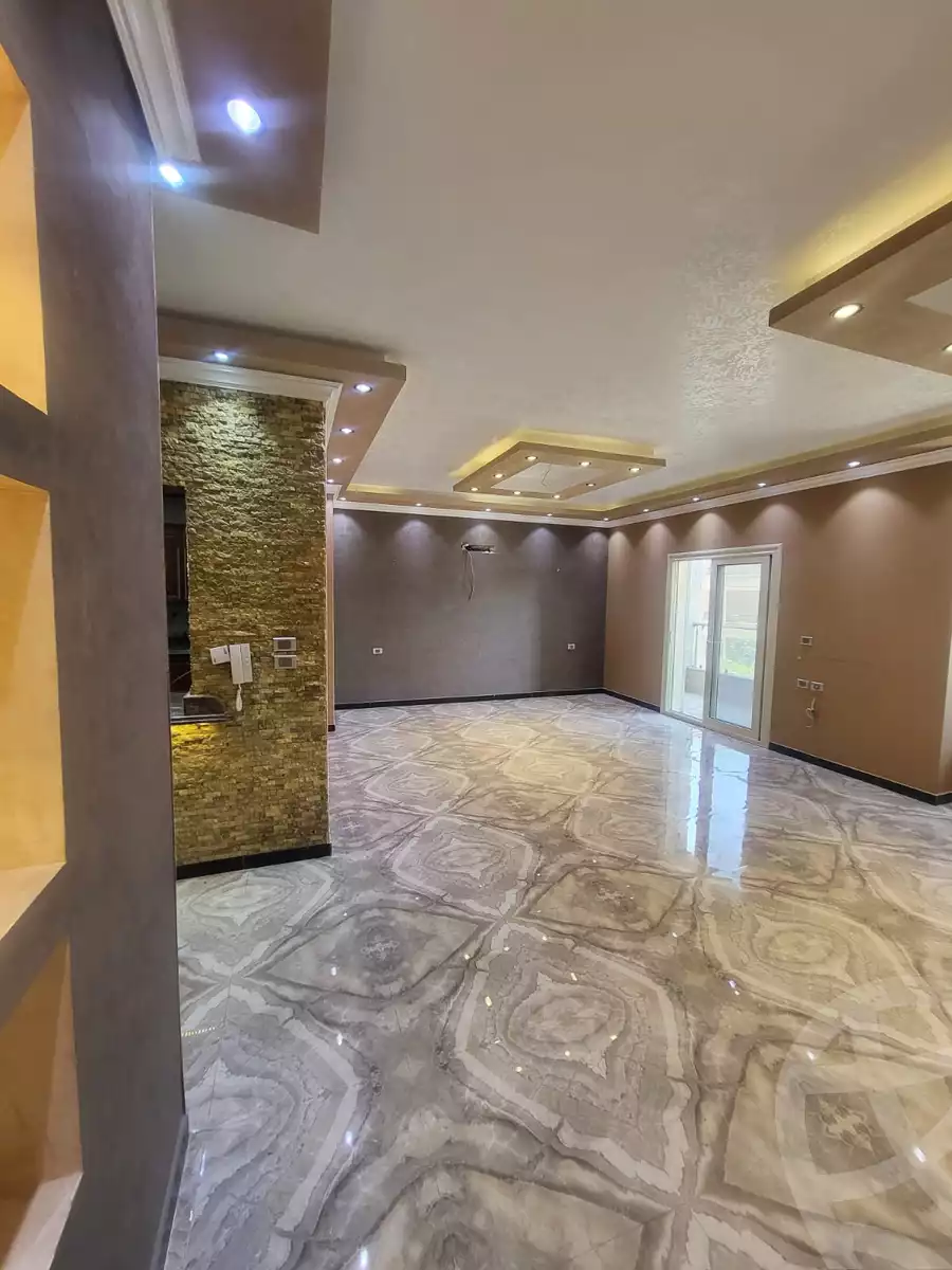 https://aqarmap.com.eg/ar/listing/6348004-for-sale-cairo-new-cairo-el-ahyaa-first-neighborhood-street-23