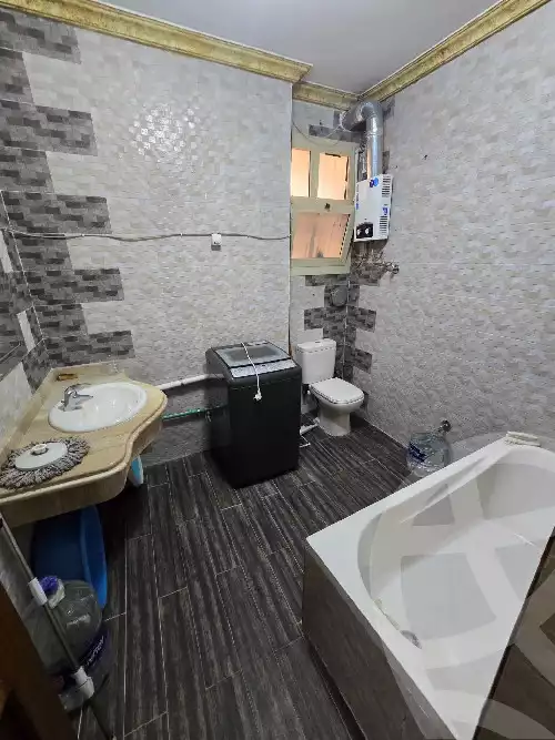 https://aqarmap.com.eg/en/listing/6348910-for-rent-cairo-helwan-hadayek-helwan-nile-corniche-st