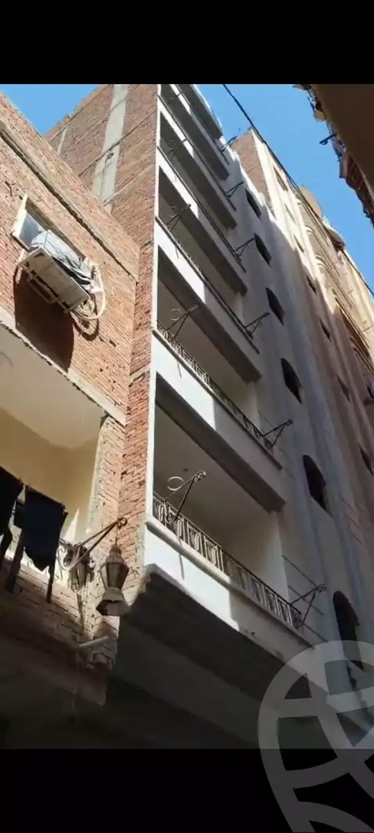 https://aqarmap.com.eg/en/listing/6348995-for-sale-sharqia-zagazig-zagazig-city-ghasham-rd