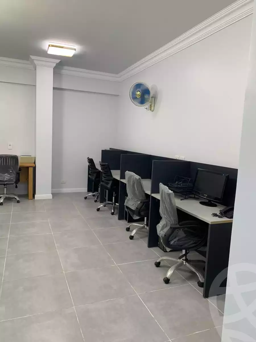 https://aqarmap.com.eg/en/listing/6351994-for-rent-cairo-new-cairo-ganob-el-akadamiya-south-academy-b-taha-hussein-st
