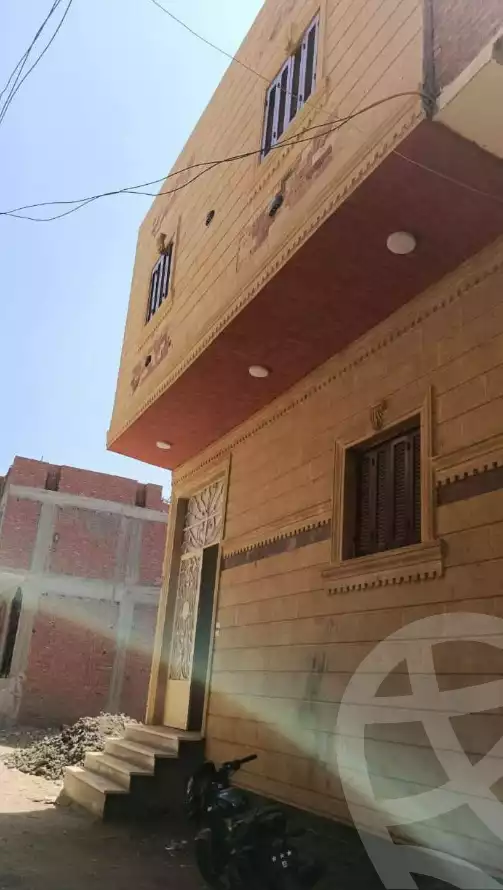 https://aqarmap.com.eg/en/listing/6352062-for-sale-qalyubia-qlioub-blqs