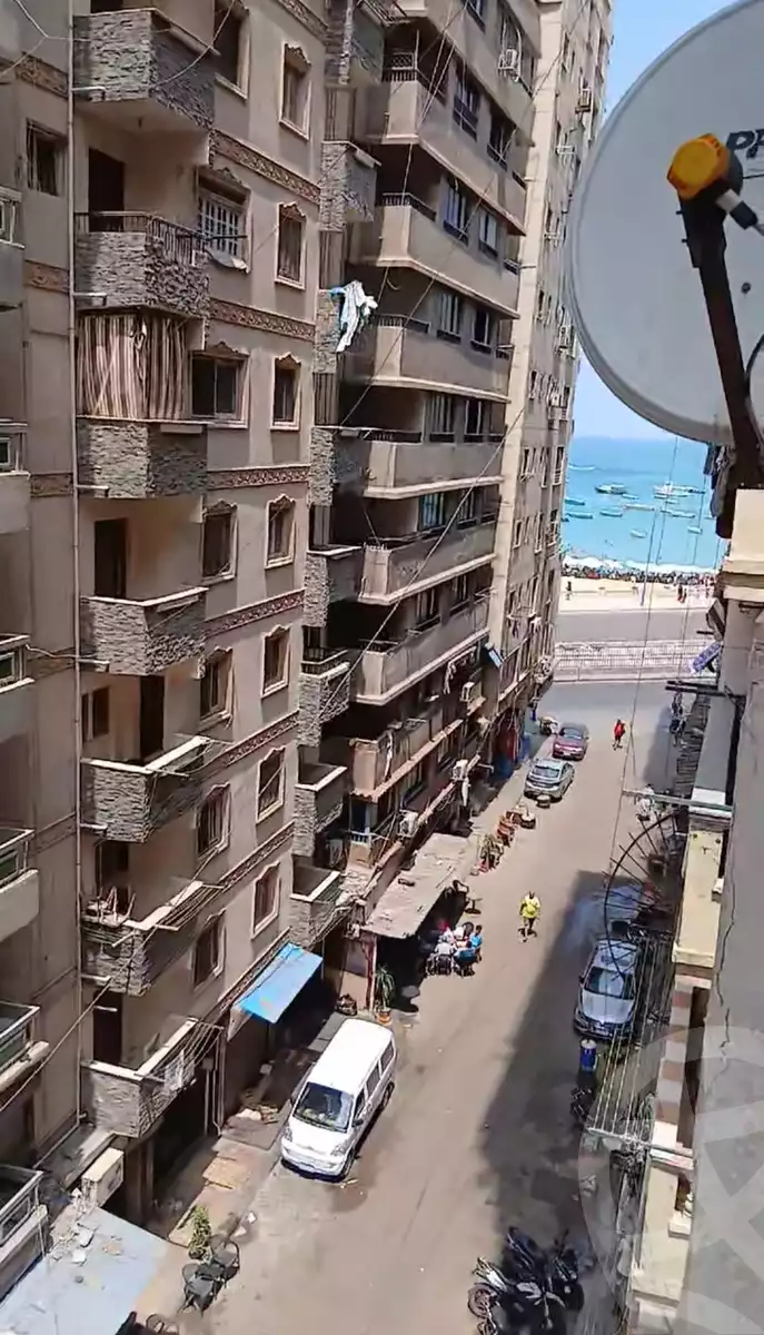 https://aqarmap.com.eg/ar/listing/6352242-for-rent-alexandria-miami-khld-bn-lwlyd
