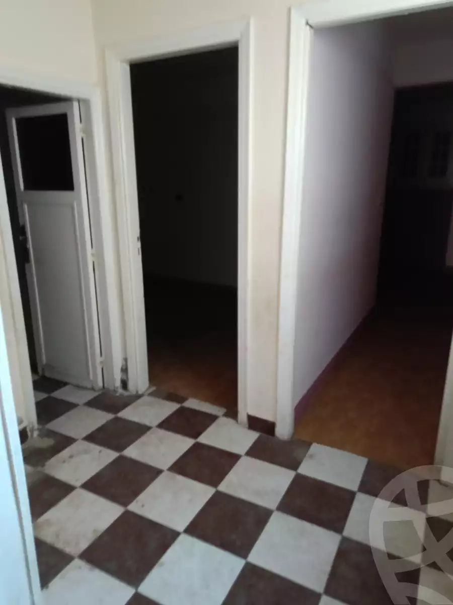 https://aqarmap.com.eg/ar/listing/6352366-for-sale-alexandria-el-asafra-l-sfr-qbly-el-maahad-el-dini-st