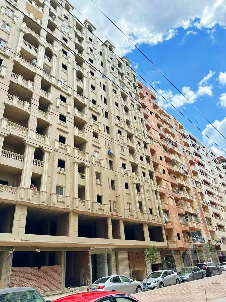 https://aqarmap.com.eg/ar/listing/6352643-for-sale-beheira-damanhour-damanhour-city-el-daght-el-aaly-st