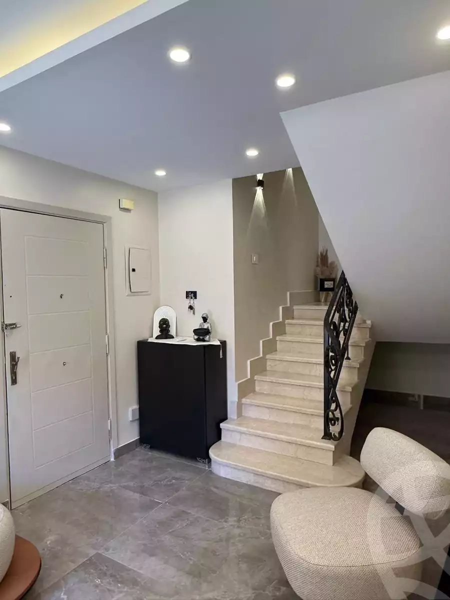 https://aqarmap.com.eg/ar/listing/6352904-for-sale-cairo-6th-of-october-hadaeq-october-kmbwnd-fy-hdyq-ktwbr-ashgar-city