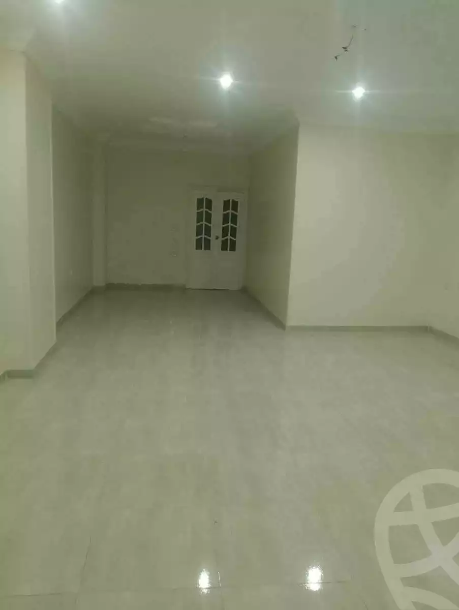 https://aqarmap.com.eg/ar/listing/6354489-for-rent-sharqia-zagazig-zagazig-city-el-eshreen-st