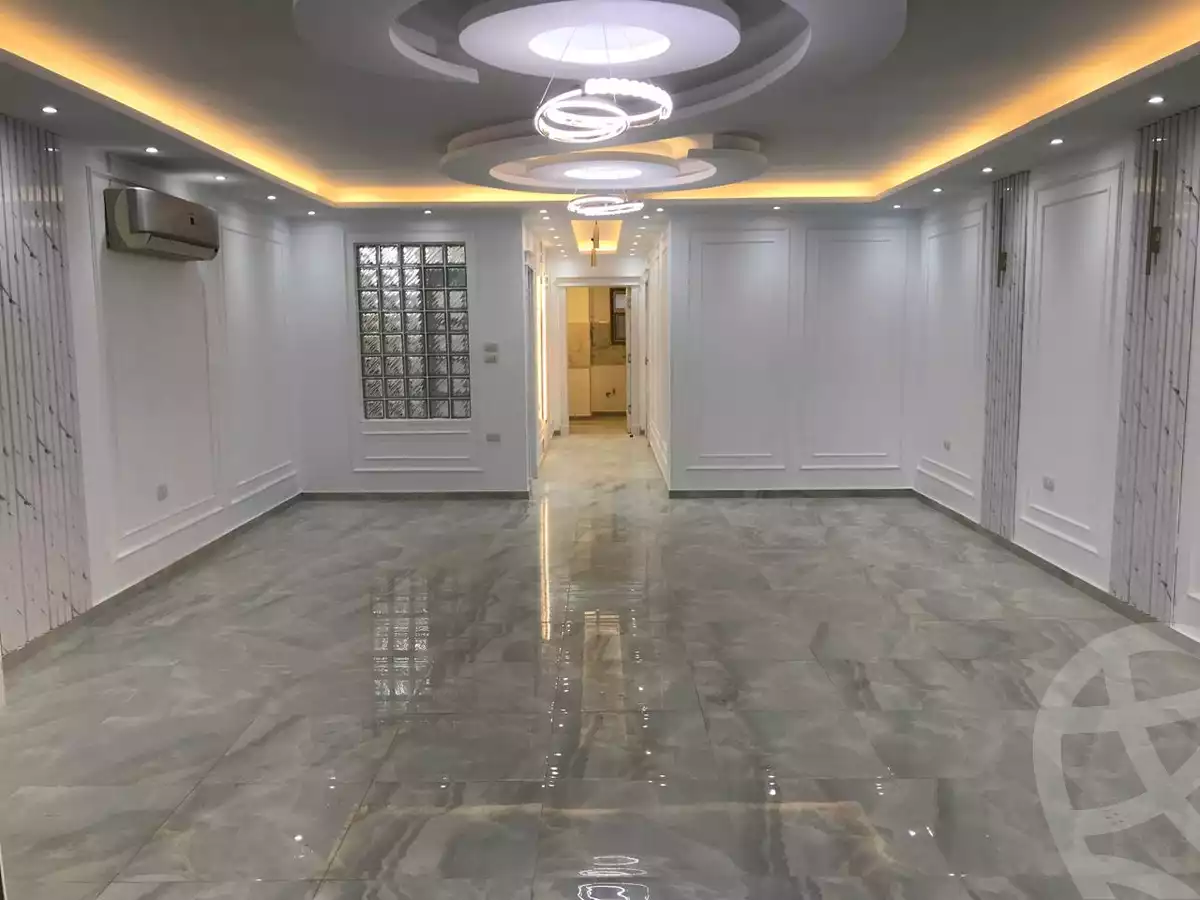 https://aqarmap.com.eg/ar/listing/6355675-for-rent-cairo-new-cairo-compounds-brwmynd-ryzydns-wdy-djl-llttwyr
