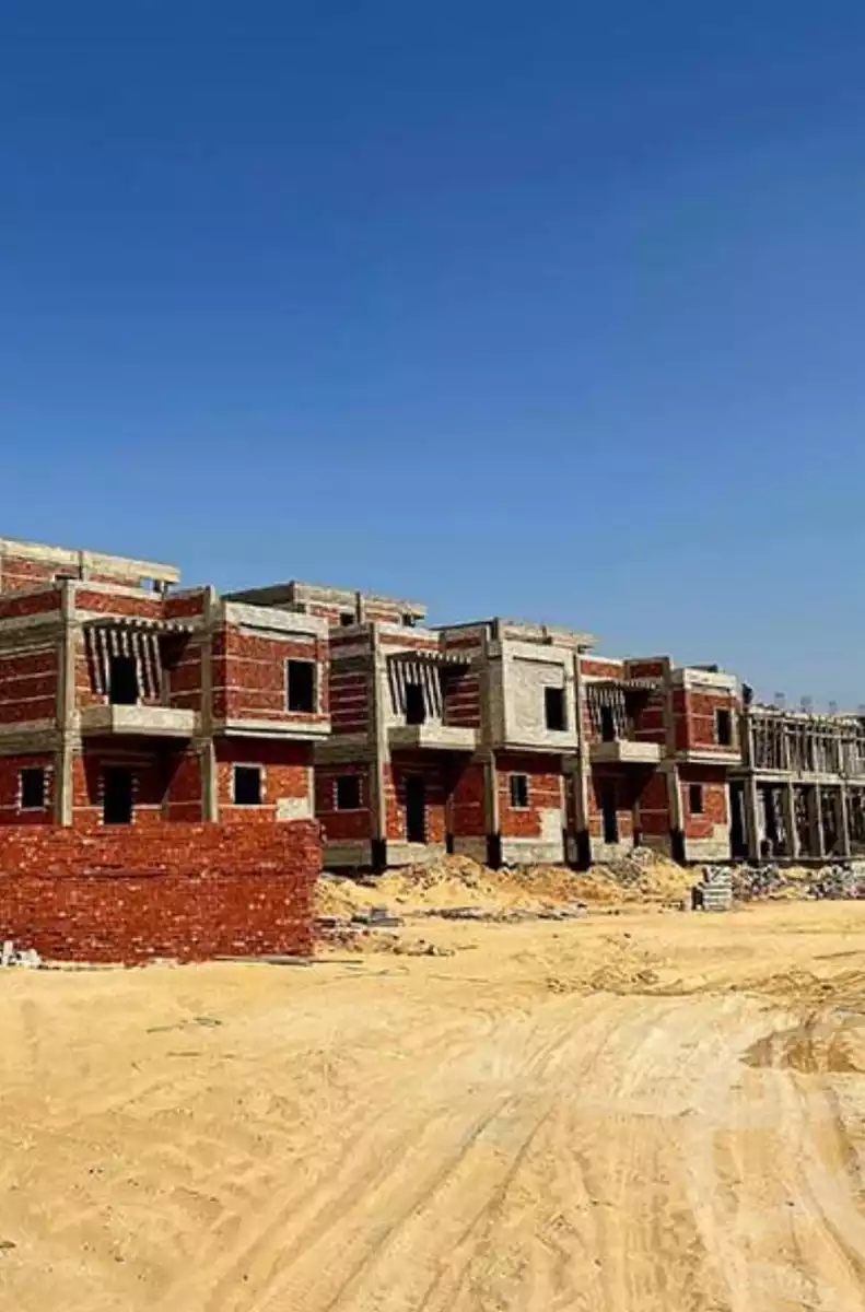 https://aqarmap.com.eg/en/listing/6355906-for-sale-cairo-el-sheikh-zayed-city-lshykh-zyd-ljdyd-kmbwnd-jynst-mkn-llttwyr-l-qry