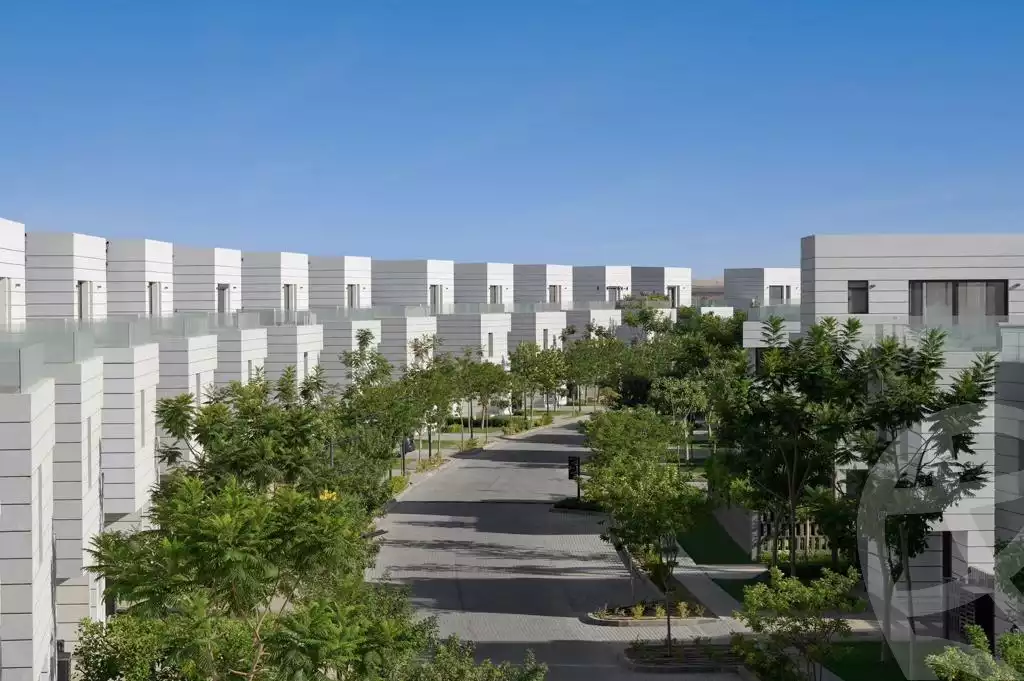 https://aqarmap.com.eg/en/listing/6355934-for-sale-cairo-el-shorouk-compounds-al-burouj-compound-imkan
