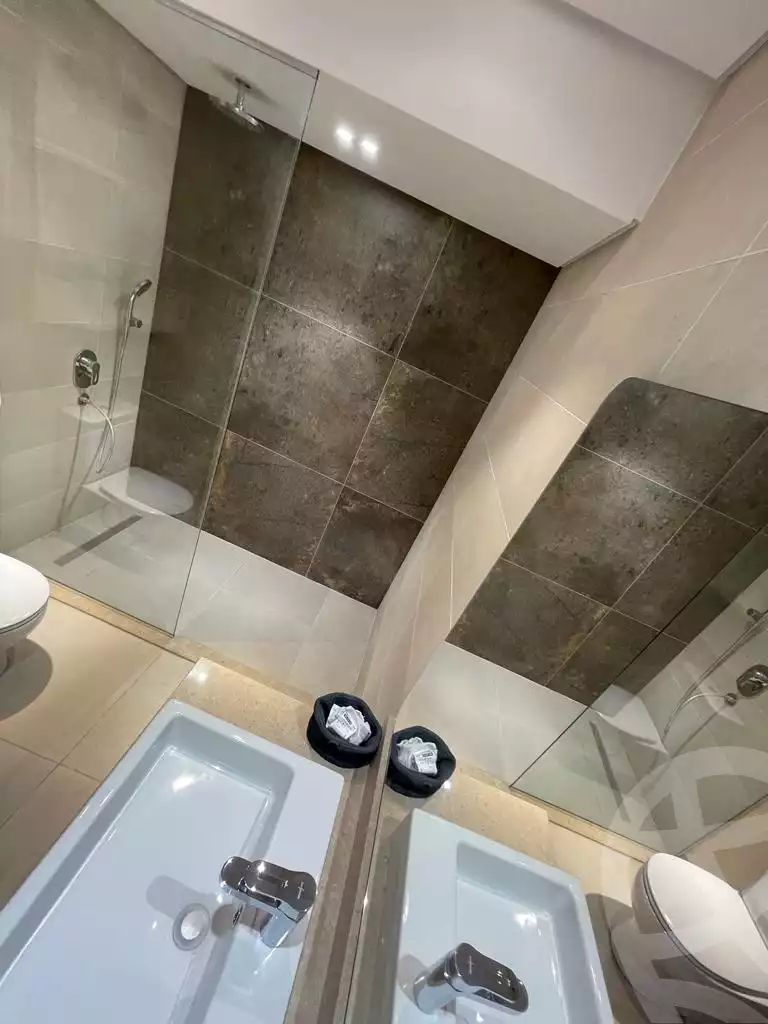 https://aqarmap.com.eg/ar/listing/6359985-for-sale-cairo-el-sheikh-zayed-city-compounds-kmbwnd-fyldj-wyst-dr-llttwyr